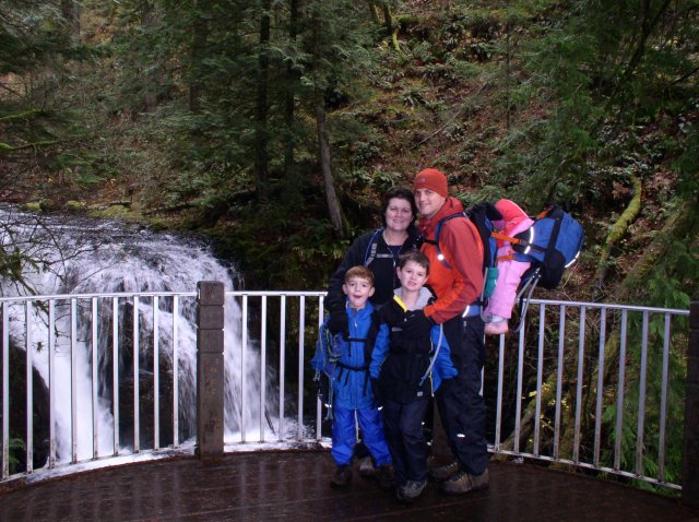 Waukeena Mult Falls 11.26.05 086 